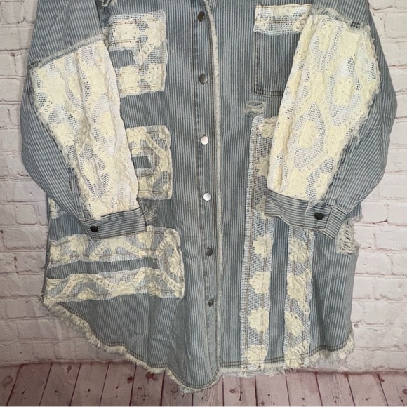 POL Lace & Crochet Patch Relaxed Fit Striped Denim Shacket, Size Medium - Picture 9 of 16